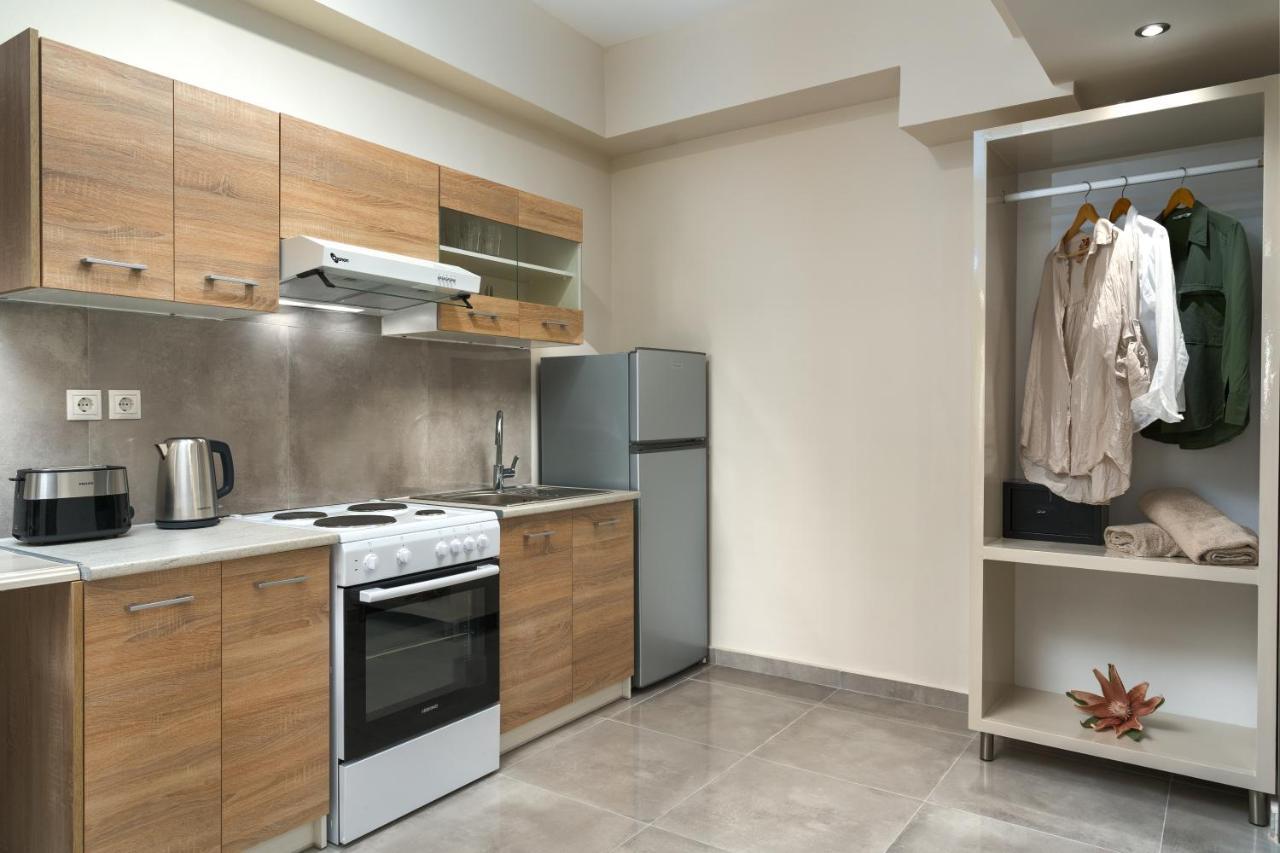 טסיליבי Iris & Rhea Junior Suites מראה חיצוני תמונה