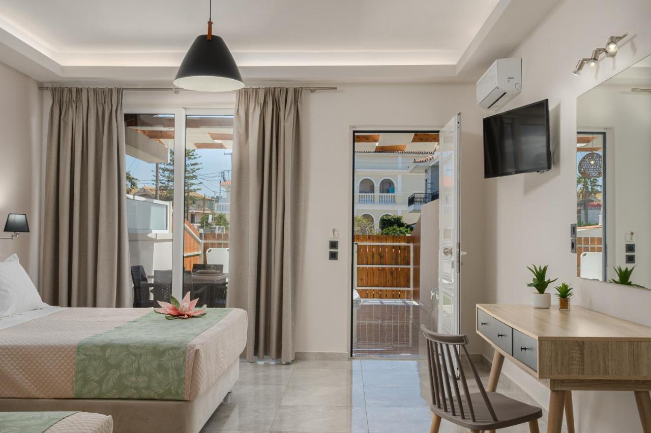 טסיליבי Iris & Rhea Junior Suites מראה חיצוני תמונה